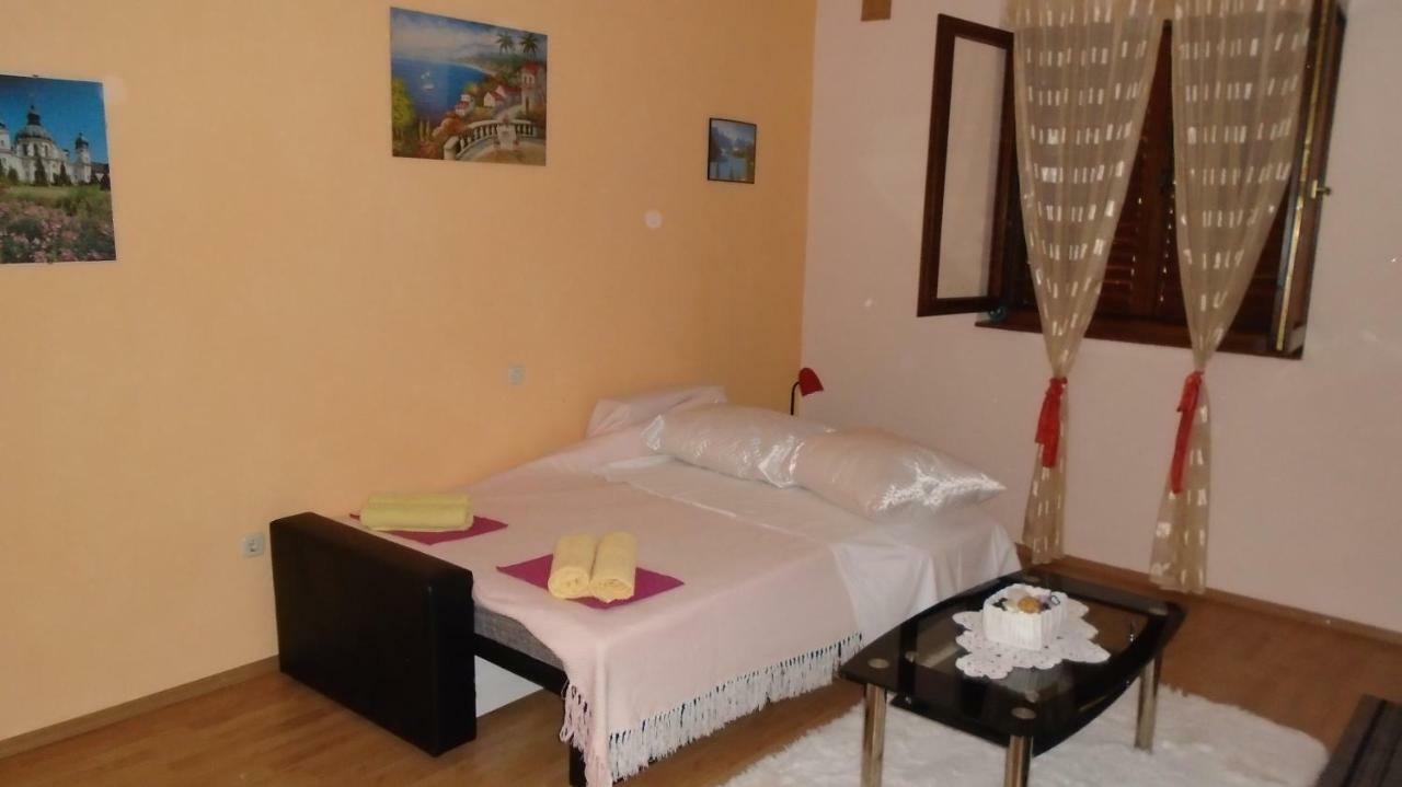Apartmani A.Teskera Trogir Exterior foto