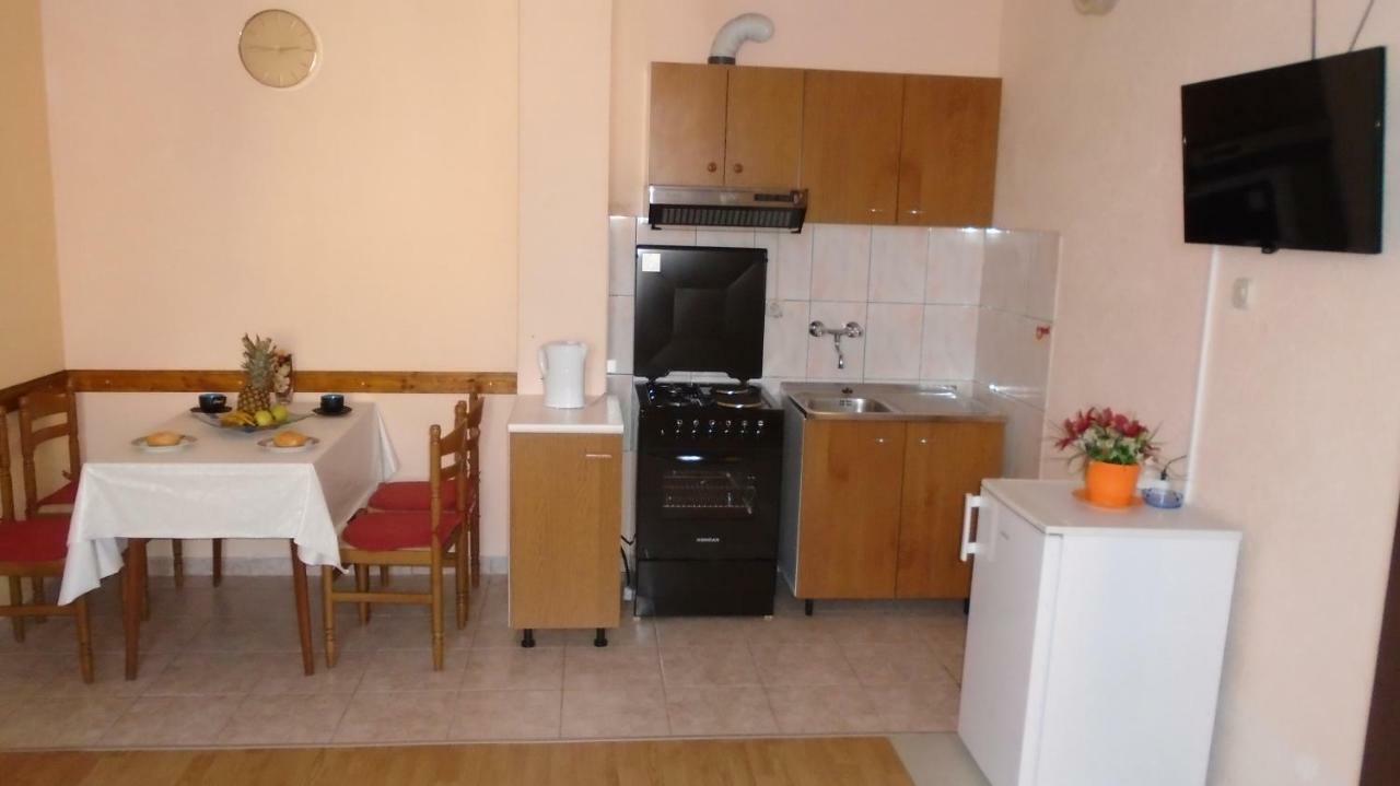 Apartmani A.Teskera Trogir Exterior foto